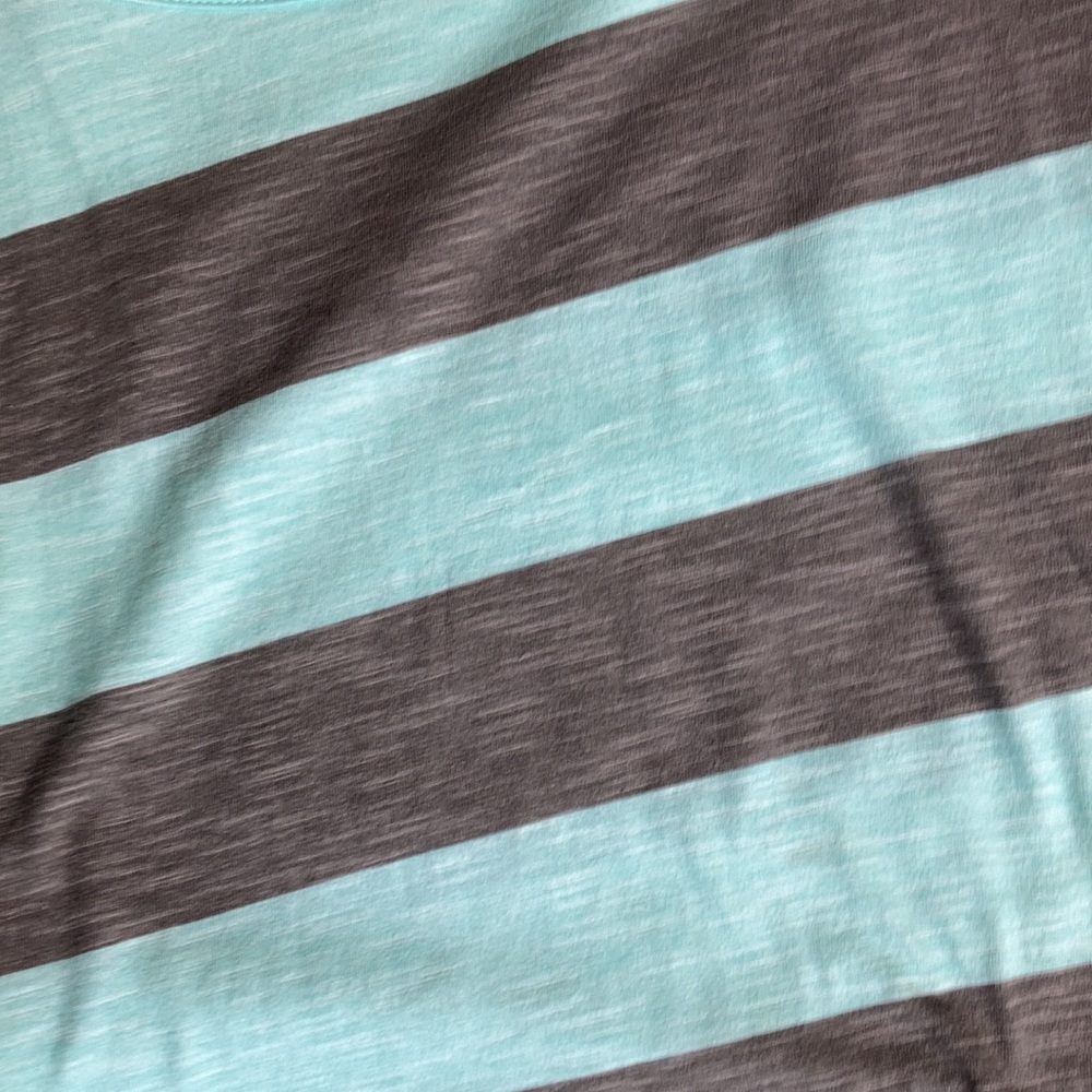 Mossimo Top - Picture 6 of 8